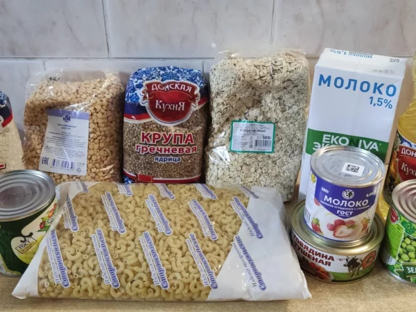Благотворительный фонд "Банк еды Русь" передал Вяземской епархии продуктовые наборы для нуждающихся семей с детьми