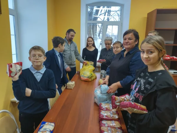 В рамках реализуемого при поддержке Фонда Президентских грантов проекта волонтёрами были подготовлены продовольственные наборы для наших благополучателей