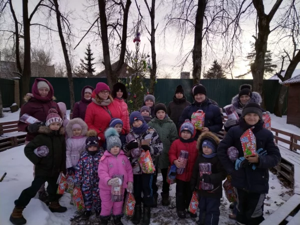 На территории социально-молодежного центра "Серафимово подворье" прошли праздничные мероприятия