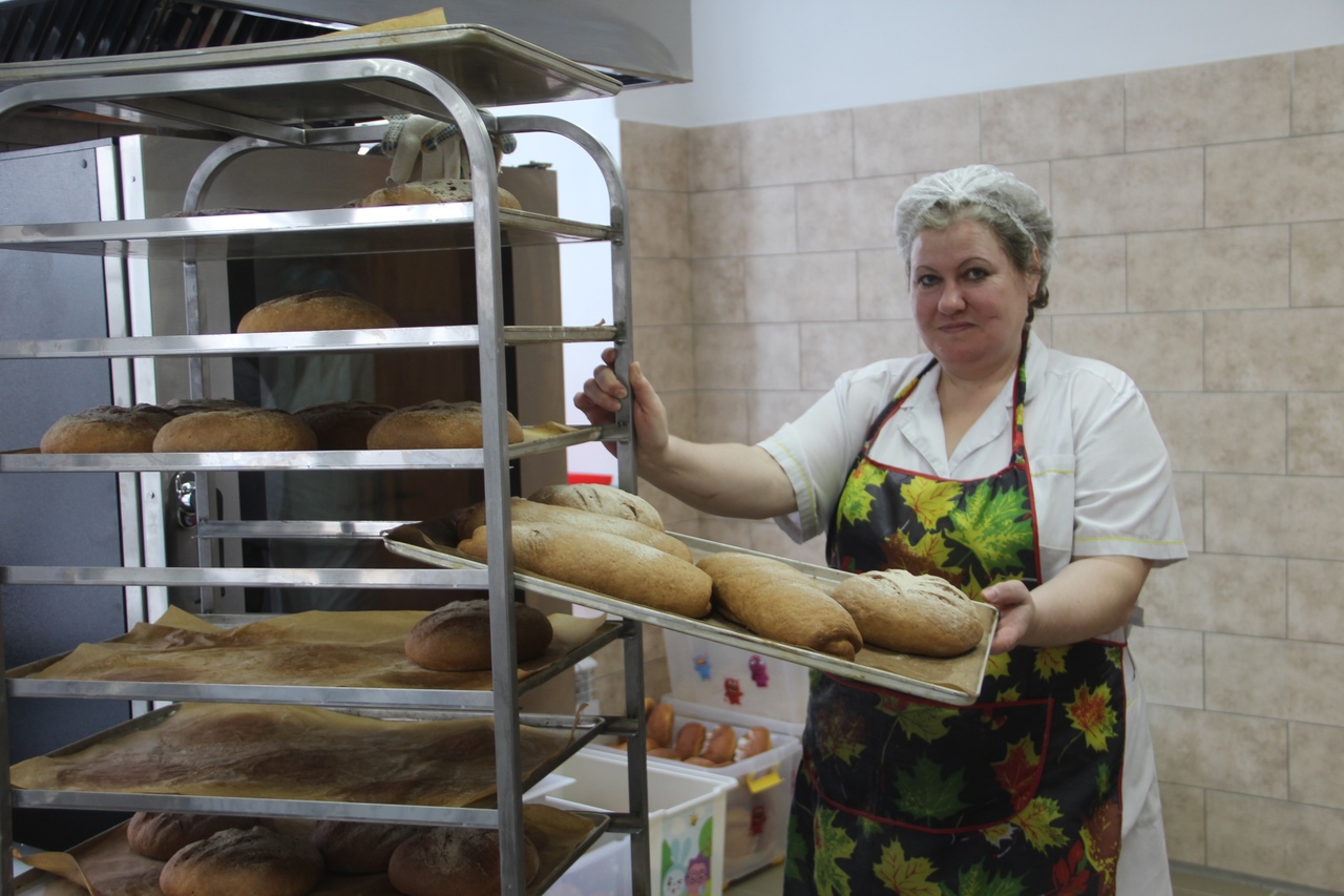 Социальная пекарня продолжает свою работу